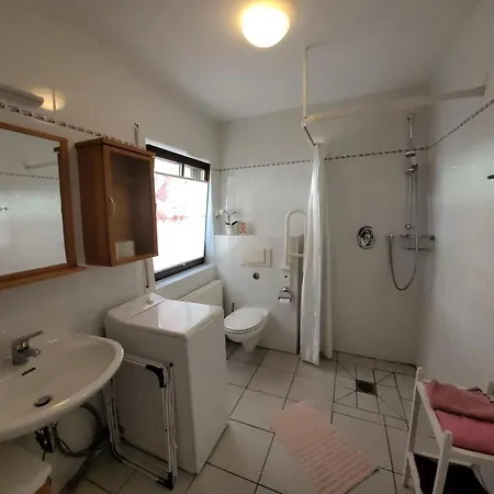 Neu! * באנוויץ